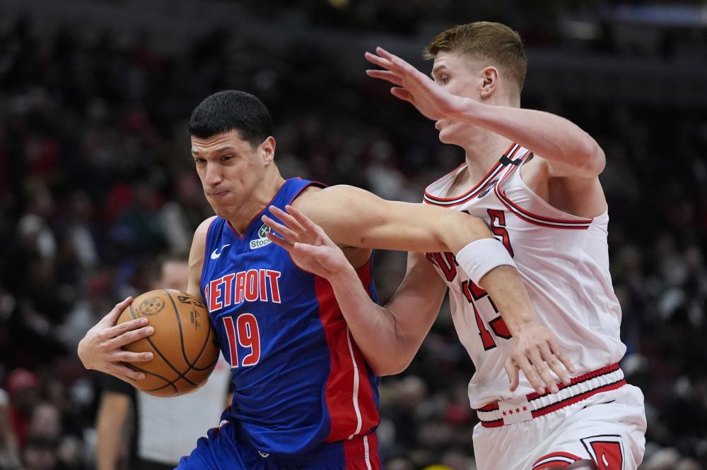 更向观众传 更向观众传