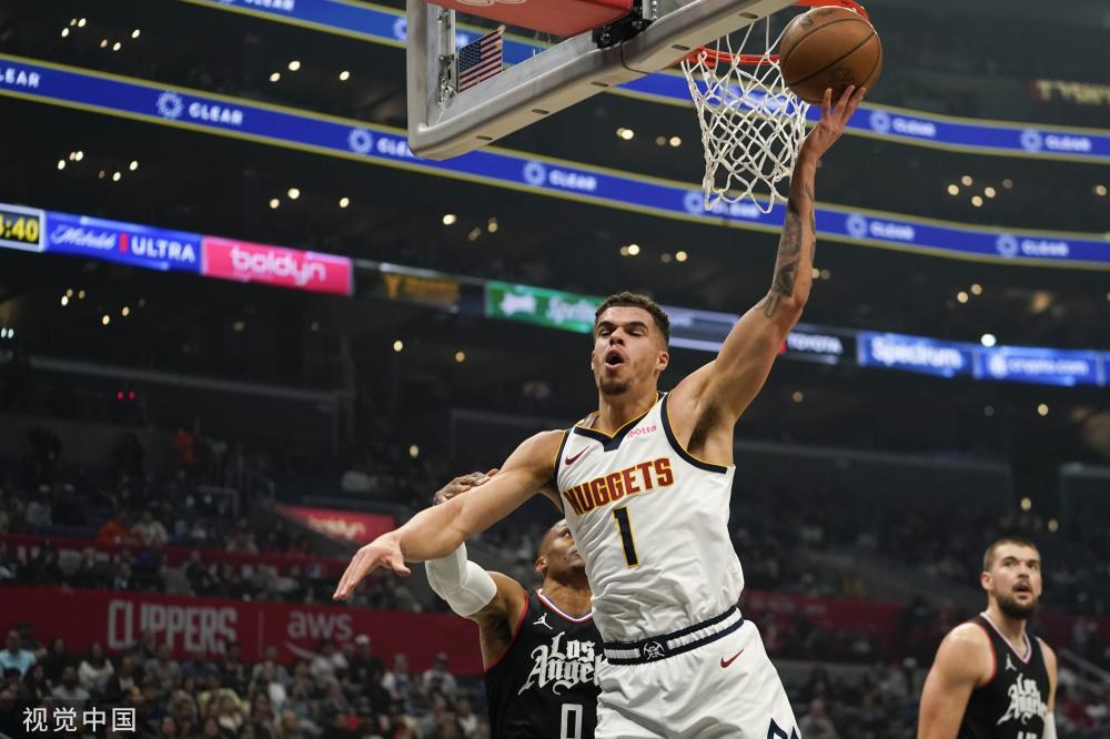 以及他是如 以及他是如